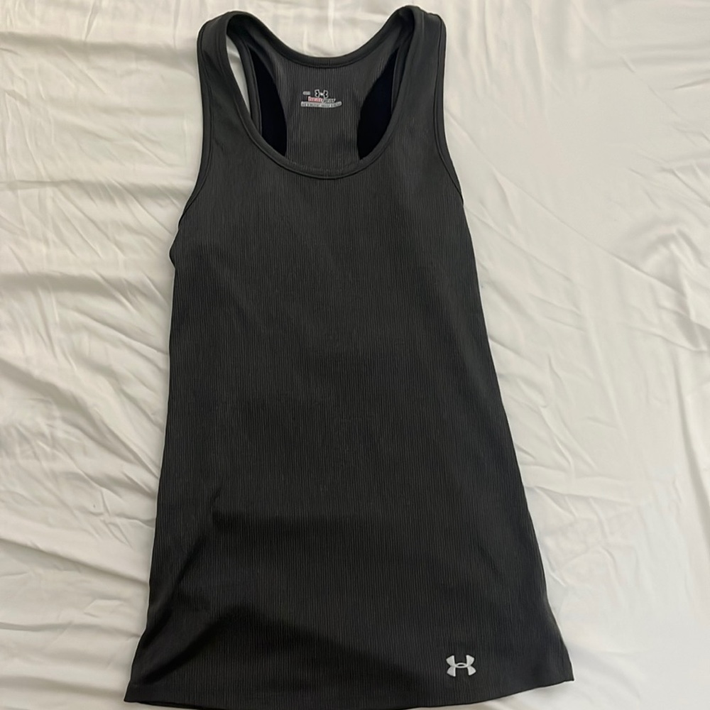 Women’s underarmour heat gear racer back tank
